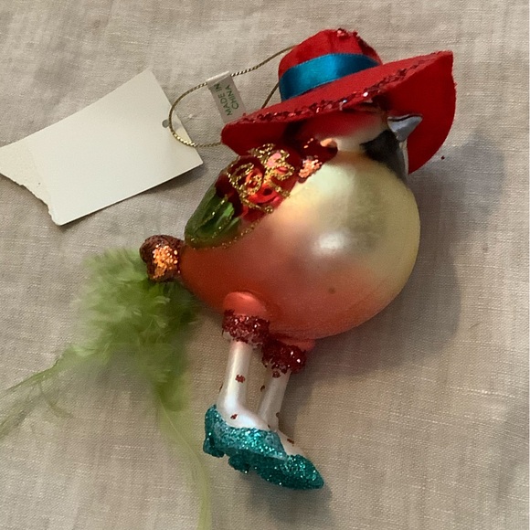 NWT Glass Blown Bird Christmas Ornament real tail feathers fabric hat - Picture 4 of 5